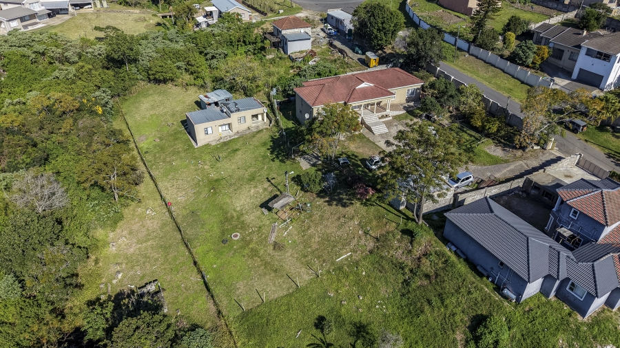 5 Bedroom Property for Sale in Summerpride Eastern Cape